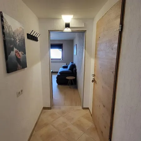Ξενοδοχείο με διαμερίσματα Haus Gruebl