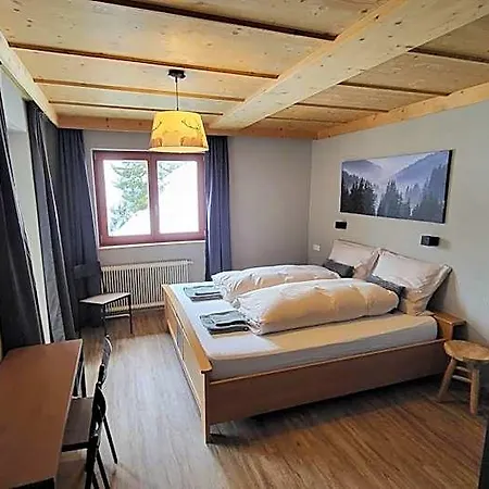 Apart-hotel Haus Gruebl Wald im Pinzgau