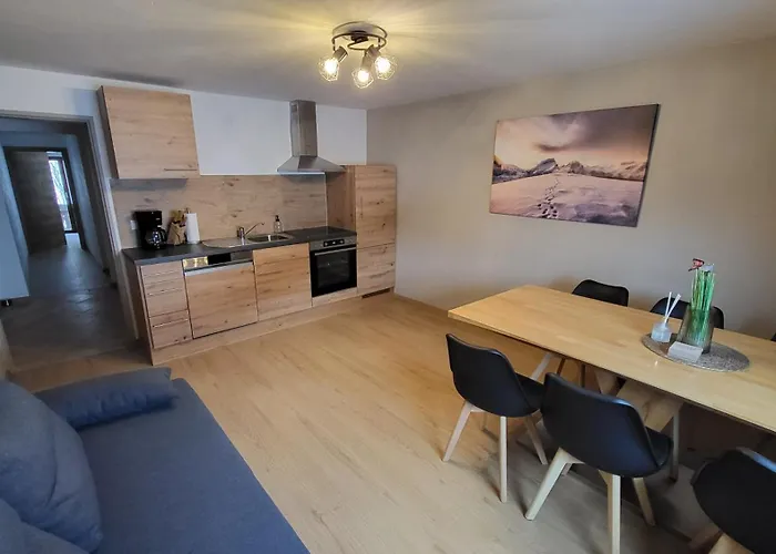 Haus Gruebl Aparthotel 3*